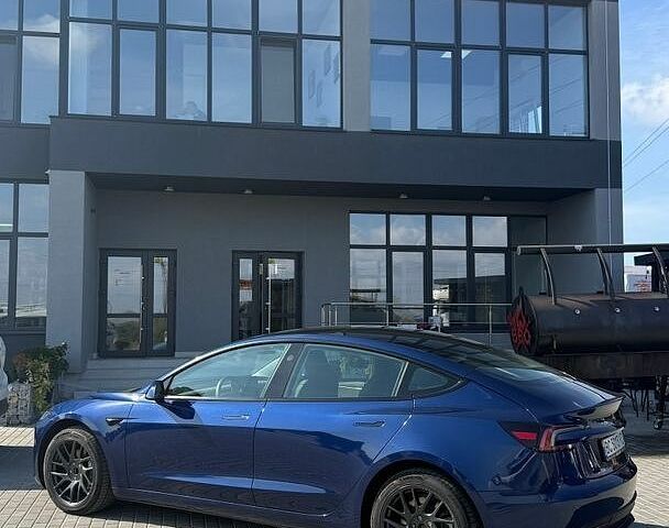 Синий Тесла Модель 3, объемом двигателя 0 л и пробегом 5 тыс. км за 24200 $, фото 1 на Automoto.ua