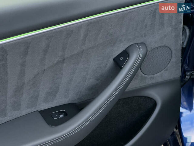 Синій Тесла Модель 3, об'ємом двигуна 0 л та пробігом 14 тис. км за 32999 $, фото 38 на Automoto.ua