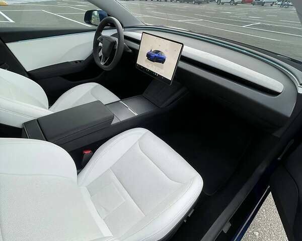 Тесла Модель 3 2024 у Києві на Automoto.ua Синій Тесла Модель 3, об'ємом двигуна 0 л та пробігом 41 тис. км за 35500 $, фото 13 на Automoto.ua