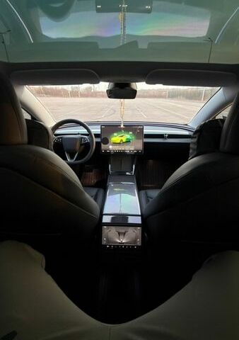 Синий Тесла Модель 3, объемом двигателя 0 л и пробегом 41 тыс. км за 29700 $, фото 21 на Automoto.ua