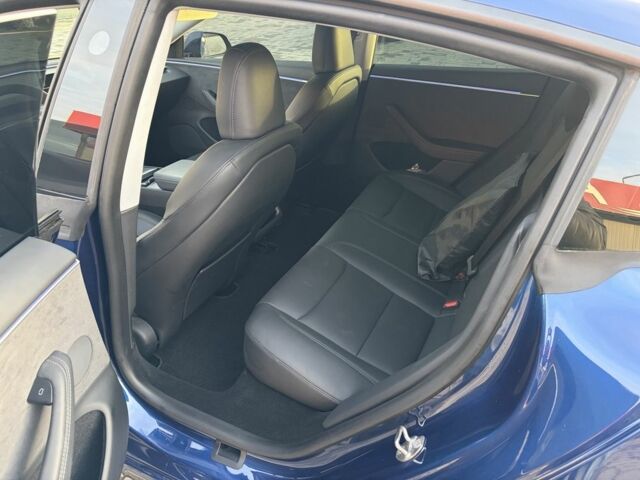 Синій Тесла Модель 3, об'ємом двигуна 0 л та пробігом 19 тис. км за 728 $, фото 5 на Automoto.ua