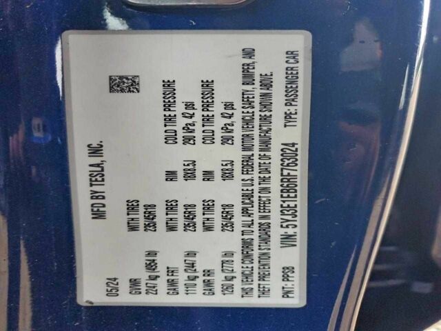 Синий Тесла Модель 3, объемом двигателя 0 л и пробегом 51 тыс. км за 9900 $, фото 12 на Automoto.ua