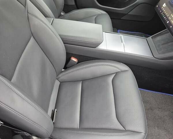 Синий Тесла Модель 3, объемом двигателя 0 л и пробегом 8 тыс. км за 29500 $, фото 20 на Automoto.ua