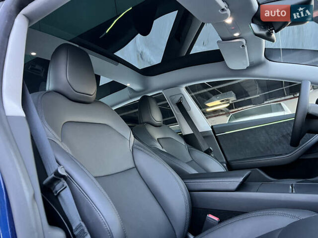 Синий Тесла Модель 3, объемом двигателя 0 л и пробегом 14 тыс. км за 32999 $, фото 53 на Automoto.ua