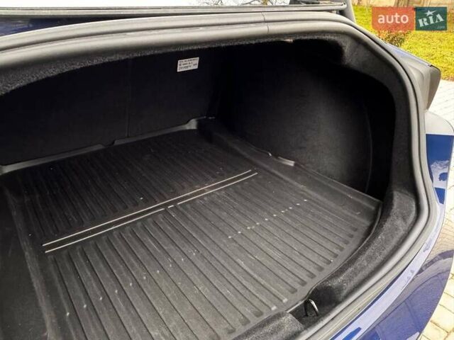 Синій Тесла Модель 3, об'ємом двигуна 0 л та пробігом 48 тис. км за 25500 $, фото 41 на Automoto.ua