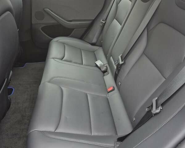 Синий Тесла Модель 3, объемом двигателя 0 л и пробегом 8 тыс. км за 29500 $, фото 18 на Automoto.ua