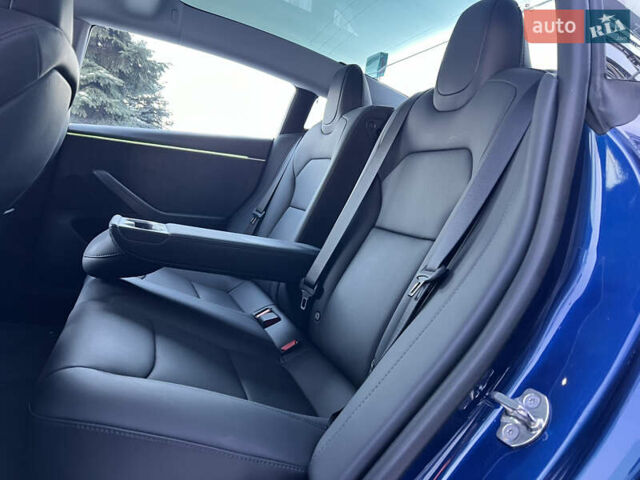 Синий Тесла Модель 3, объемом двигателя 0 л и пробегом 14 тыс. км за 32999 $, фото 41 на Automoto.ua