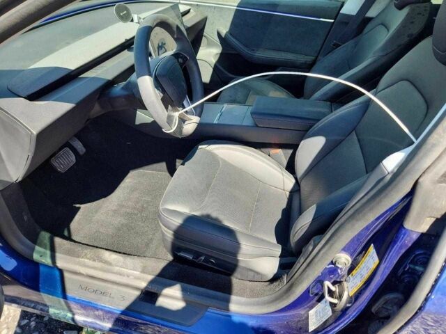 Синій Тесла Модель 3, об'ємом двигуна 0 л та пробігом 23 тис. км за 9024 $, фото 6 на Automoto.ua