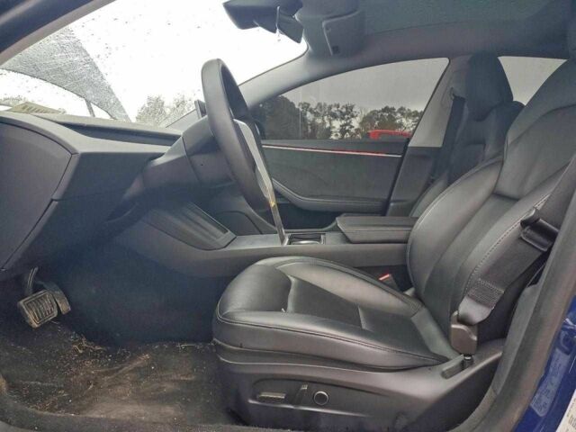 Синий Тесла Модель 3, объемом двигателя 0 л и пробегом 51 тыс. км за 9900 $, фото 6 на Automoto.ua