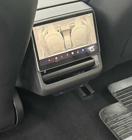 Синій Тесла Модель 3, об'ємом двигуна 0 л та пробігом 1 тис. км за 29000 $, фото 3 на Automoto.ua