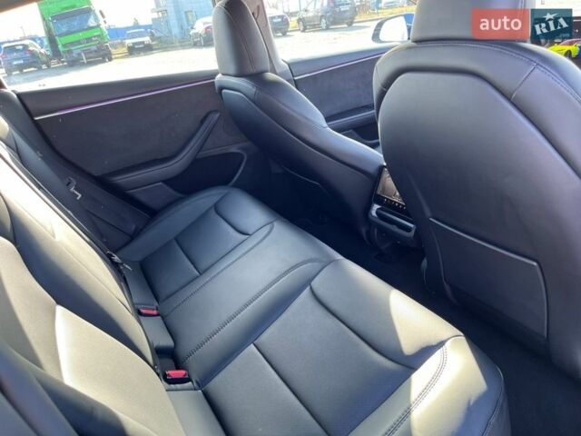 Синий Тесла Модель 3, объемом двигателя 0 л и пробегом 31 тыс. км за 32500 $, фото 11 на Automoto.ua