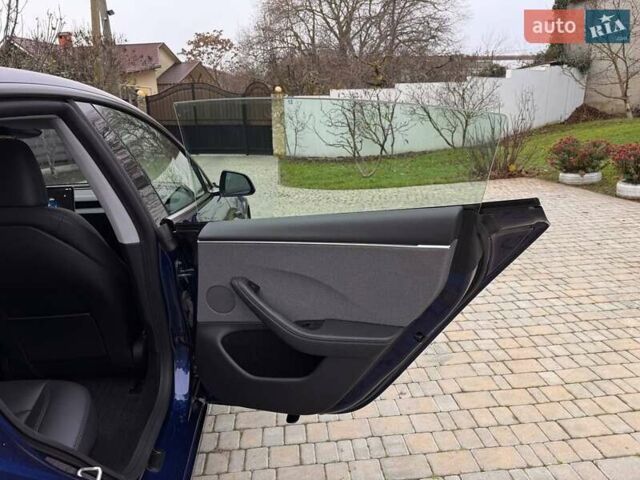 Синій Тесла Модель 3, об'ємом двигуна 0 л та пробігом 48 тис. км за 25500 $, фото 29 на Automoto.ua