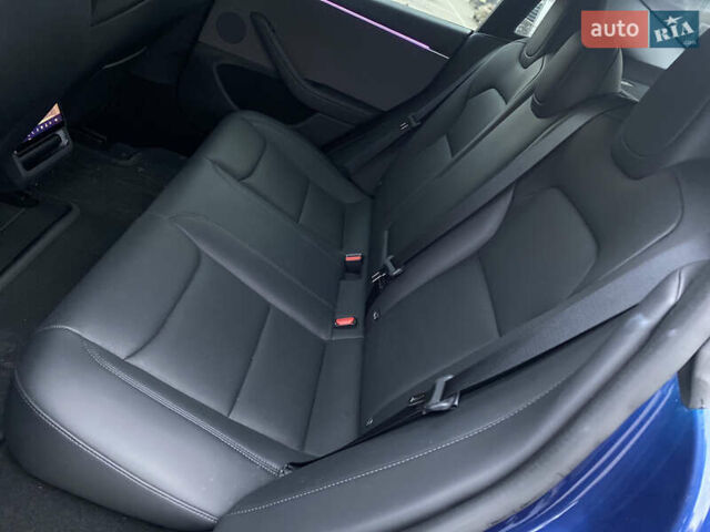 Синий Тесла Модель 3, объемом двигателя 0 л и пробегом 7 тыс. км за 25700 $, фото 25 на Automoto.ua