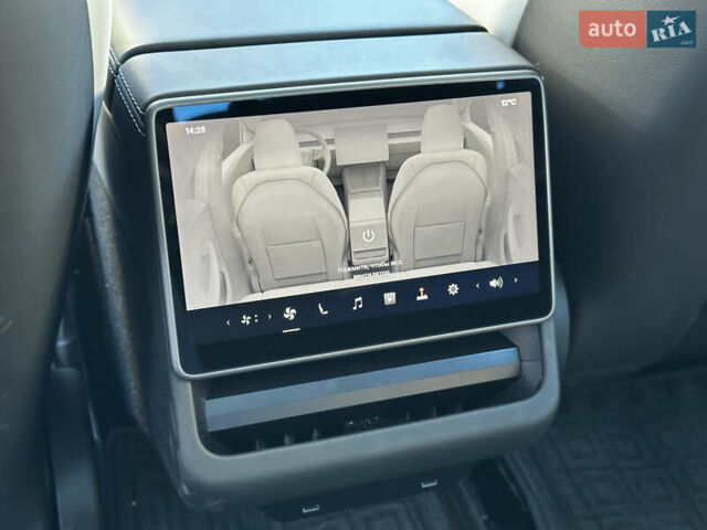 Синий Тесла Модель 3, объемом двигателя 0 л и пробегом 5 тыс. км за 28000 $, фото 14 на Automoto.ua