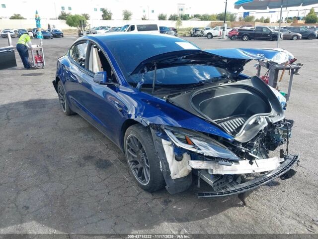 Синій Тесла Модель 3, об'ємом двигуна 0 л та пробігом 31 тис. км за 16500 $, фото 1 на Automoto.ua