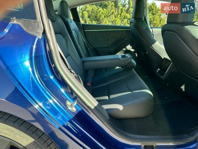 Синий Тесла Модель 3, объемом двигателя 0 л и пробегом 14 тыс. км за 31999 $, фото 48 на Automoto.ua