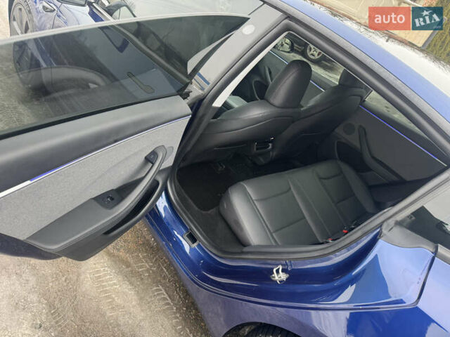 Синий Тесла Модель 3, объемом двигателя 0 л и пробегом 20 тыс. км за 23900 $, фото 6 на Automoto.ua