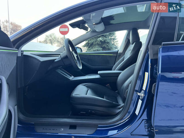 Синий Тесла Модель 3, объемом двигателя 0 л и пробегом 14 тыс. км за 32999 $, фото 29 на Automoto.ua