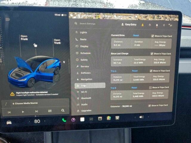 Синий Тесла Модель 3, объемом двигателя 0 л и пробегом 51 тыс. км за 9900 $, фото 8 на Automoto.ua