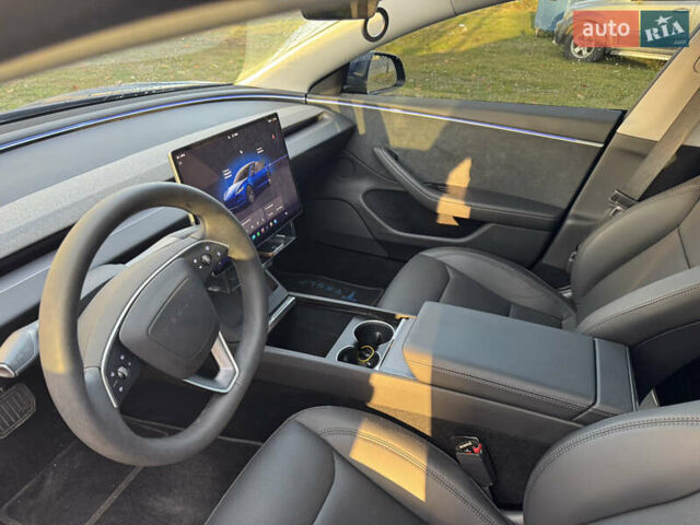 Синий Тесла Модель 3, объемом двигателя 0 л и пробегом 16 тыс. км за 27500 $, фото 10 на Automoto.ua