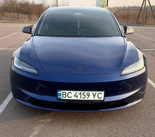 Синий Тесла Модель 3, объемом двигателя 0 л и пробегом 57 тыс. км за 27700 $, фото 10 на Automoto.ua