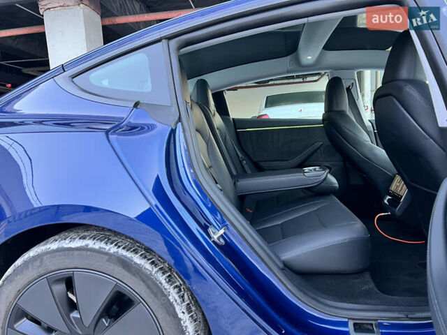 Синий Тесла Модель 3, объемом двигателя 0 л и пробегом 14 тыс. км за 32999 $, фото 46 на Automoto.ua