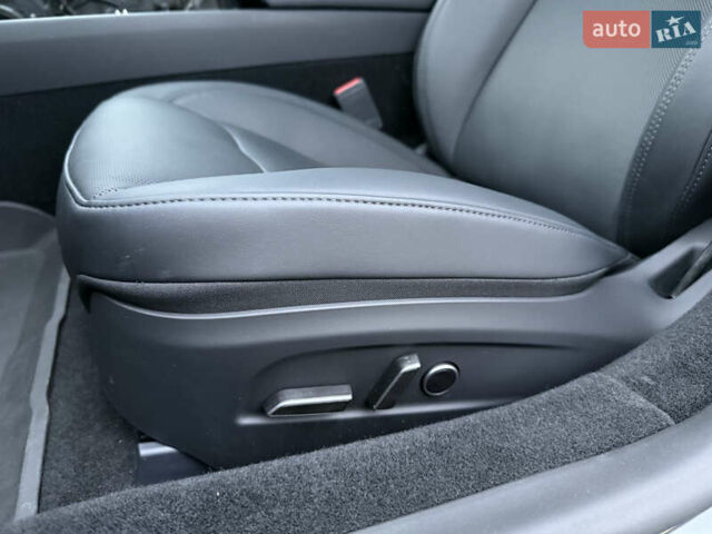 Синій Тесла Модель 3, об'ємом двигуна 0 л та пробігом 6 тис. км за 31000 $, фото 37 на Automoto.ua