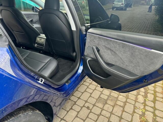 Синій Тесла Модель 3, об'ємом двигуна 0 л та пробігом 3 тис. км за 33000 $, фото 10 на Automoto.ua