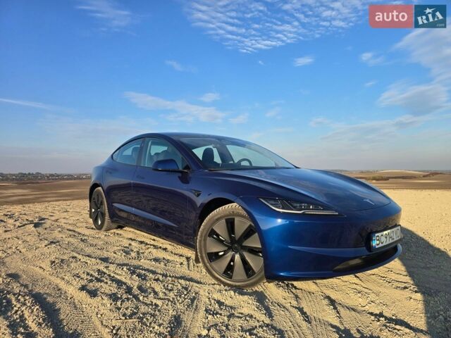 Синий Тесла Модель 3, объемом двигателя 0 л и пробегом 56 тыс. км за 27300 $, фото 2 на Automoto.ua