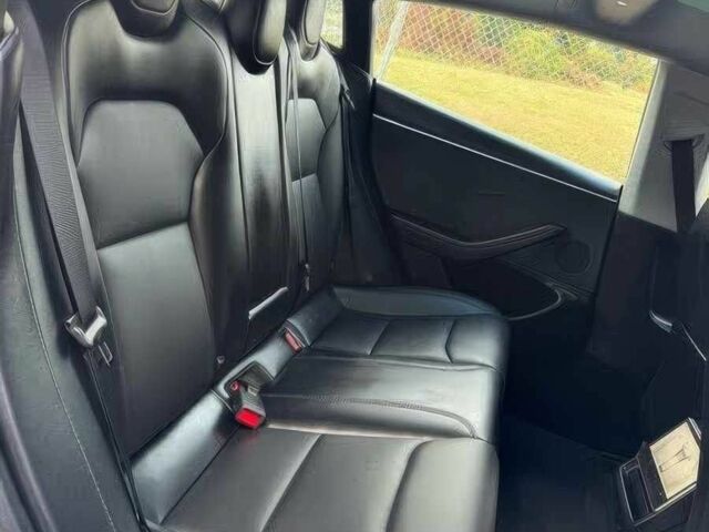 Синій Тесла Модель 3, об'ємом двигуна 0 л та пробігом 5 тис. км за 15500 $, фото 14 на Automoto.ua