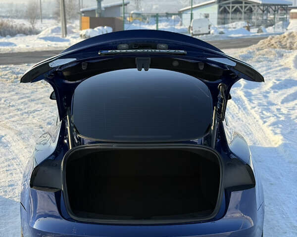 Синій Тесла Модель 3, об'ємом двигуна 0 л та пробігом 7 тис. км за 27000 $, фото 11 на Automoto.ua