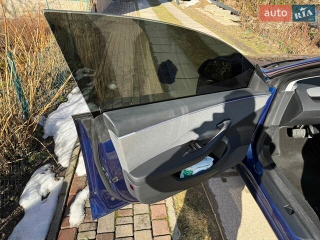 Синий Тесла Модель 3, объемом двигателя 0 л и пробегом 11 тыс. км за 26200 $, фото 11 на Automoto.ua