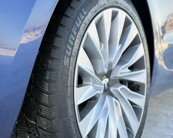 Синій Тесла Модель 3, об'ємом двигуна 0 л та пробігом 7 тис. км за 27000 $, фото 6 на Automoto.ua