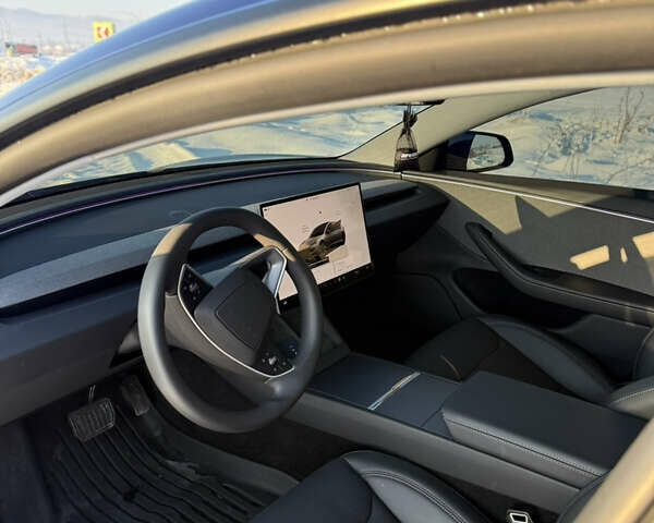 Синій Тесла Модель 3, об'ємом двигуна 0 л та пробігом 7 тис. км за 27000 $, фото 22 на Automoto.ua