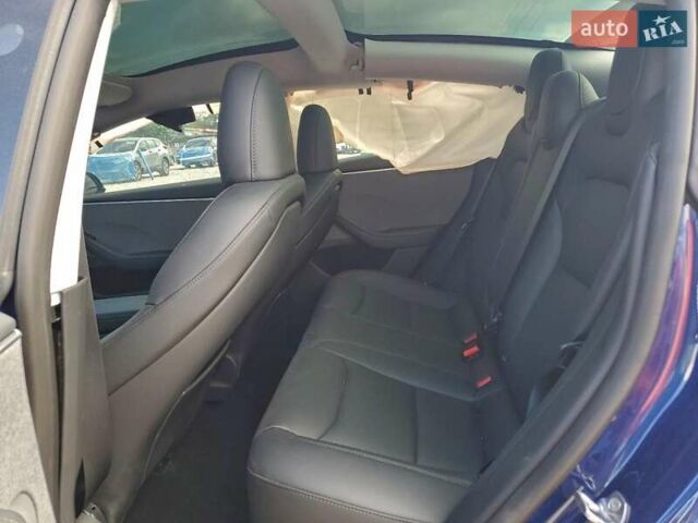 Синий Тесла Модель 3, объемом двигателя 0 л и пробегом 9 тыс. км за 17300 $, фото 9 на Automoto.ua