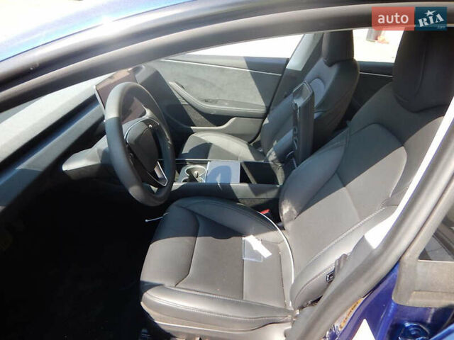 Синій Тесла Модель 3, об'ємом двигуна 0 л та пробігом 16 тис. км за 12000 $, фото 7 на Automoto.ua