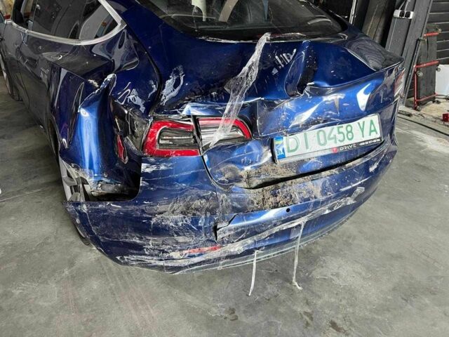 Синій Тесла Модель 3, об'ємом двигуна 0 л та пробігом 113 тис. км за 10052 $, фото 4 на Automoto.ua