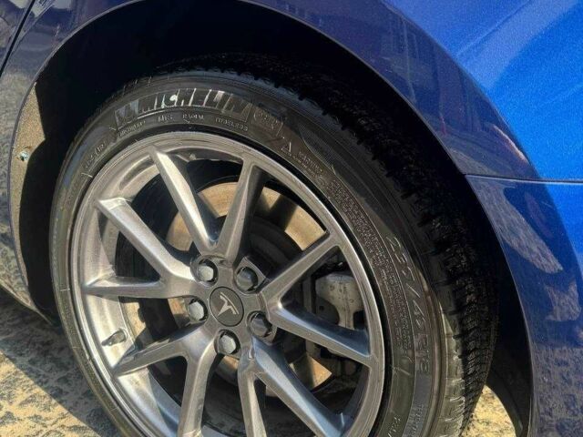 Синій Тесла Модель 3, об'ємом двигуна 0 л та пробігом 23 тис. км за 21000 $, фото 7 на Automoto.ua