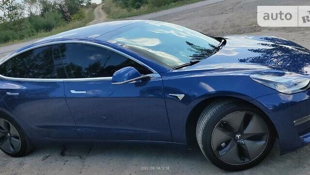Синий Тесла Модель 3, объемом двигателя 0 л и пробегом 50 тыс. км за 35950 $, фото 30 на Automoto.ua