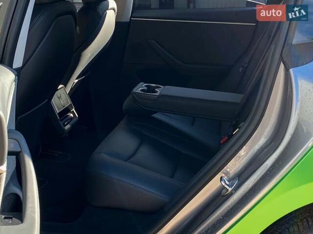 Тесла Модель 3 2025 у Києві на Automoto.ua Зелений Тесла Модель 3, об'ємом двигуна 0 л та пробігом 6 тис. км за 31999 $, фото 14 на Automoto.ua