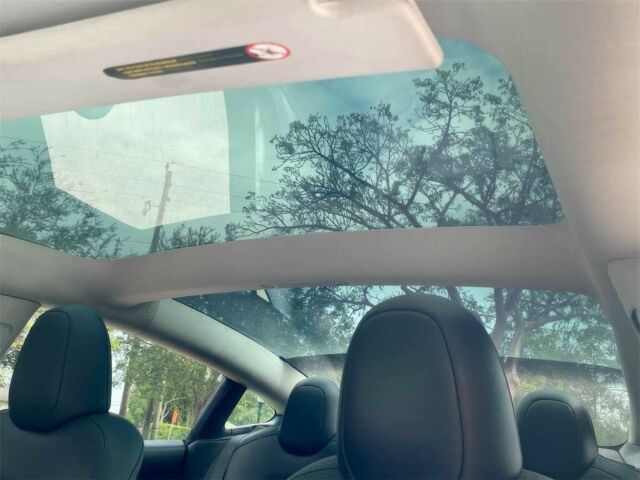 Помаранчевий Тесла Модель 3, об'ємом двигуна 0 л та пробігом 16 тис. км за 11300 $, фото 13 на Automoto.ua