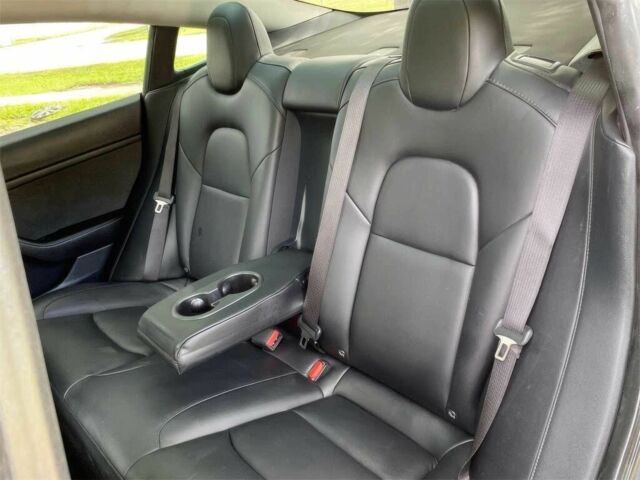 Помаранчевий Тесла Модель 3, об'ємом двигуна 0 л та пробігом 16 тис. км за 11300 $, фото 15 на Automoto.ua