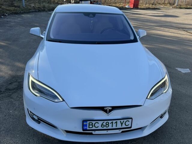 Білий Тесла Модель С, об'ємом двигуна 0 л та пробігом 172 тис. км за 16600 $, фото 8 на Automoto.ua