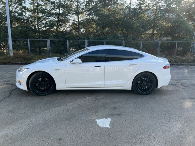 Білий Тесла Модель С, об'ємом двигуна 0 л та пробігом 172 тис. км за 16600 $, фото 10 на Automoto.ua