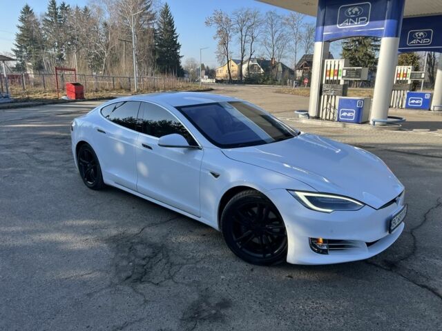 Білий Тесла Модель С, об'ємом двигуна 0 л та пробігом 172 тис. км за 16600 $, фото 13 на Automoto.ua