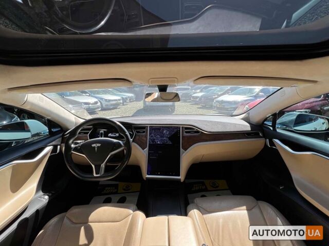 Белый Тесла Модель С, объемом двигателя 75 л и пробегом 120 тыс. км за 21500 $, фото 17 на Automoto.ua