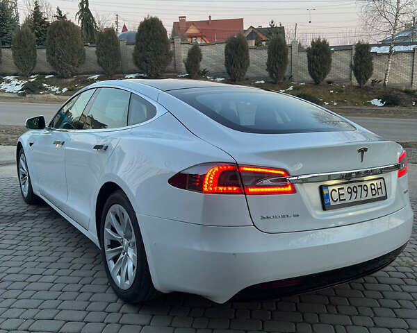 Тесла Модель С 2017 у Чернівцях на Automoto.ua Білий Тесла Модель С, об'ємом двигуна 0 л та пробігом 81 тис. км за 38000 $, фото 3 на Automoto.ua