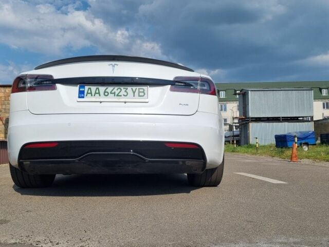 Белый Тесла Модель С, объемом двигателя 0 л и пробегом 23 тыс. км за 45000 $, фото 5 на Automoto.ua