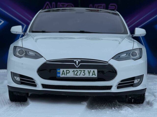 Білий Тесла Модель С, об'ємом двигуна 0 л та пробігом 200 тис. км за 14499 $, фото 1 на Automoto.ua