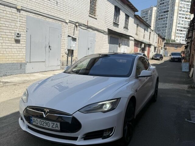 Білий Тесла Модель С, об'ємом двигуна 0 л та пробігом 116 тис. км за 10837 $, фото 13 на Automoto.ua